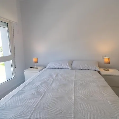 Lägenhet Piso Nuevo Bien Situado