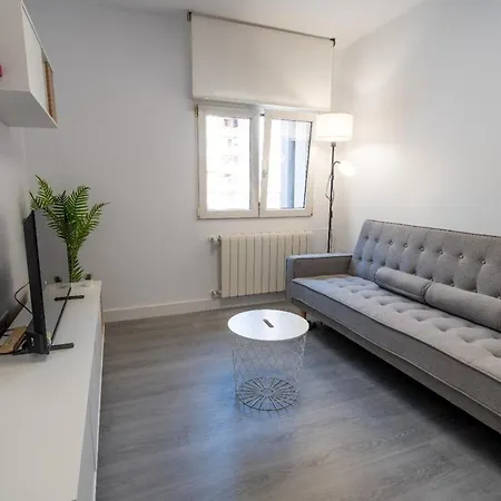 Lägenhet Piso Nuevo Bien Situado