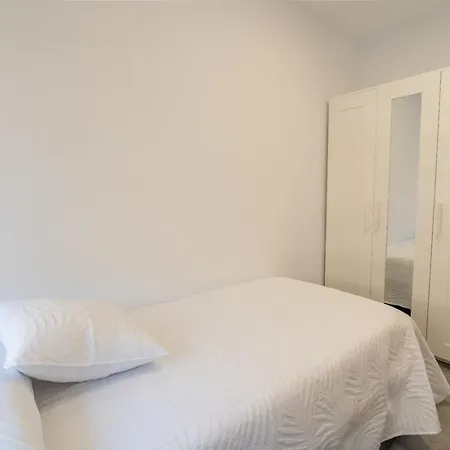 Piso Nuevo Bien Situado Lägenhet