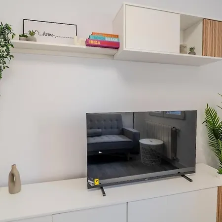 Piso Nuevo Bien Situado Lägenhet