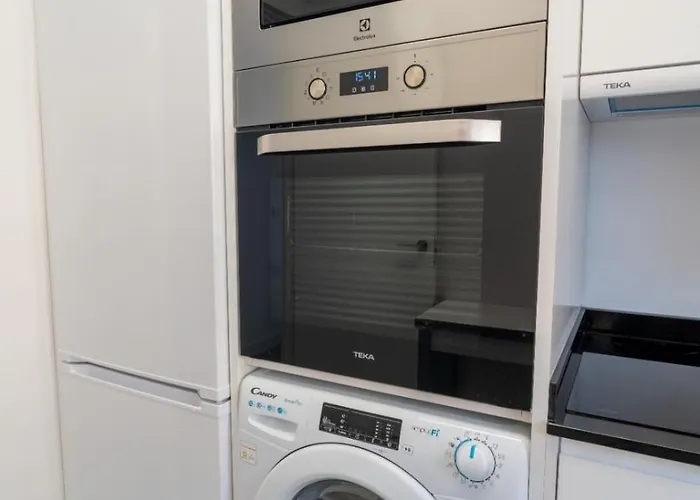 Piso Nuevo Bien Situado * Santander