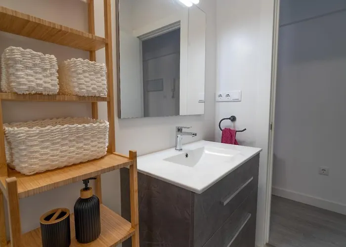 Piso Nuevo Bien Situado * Santander