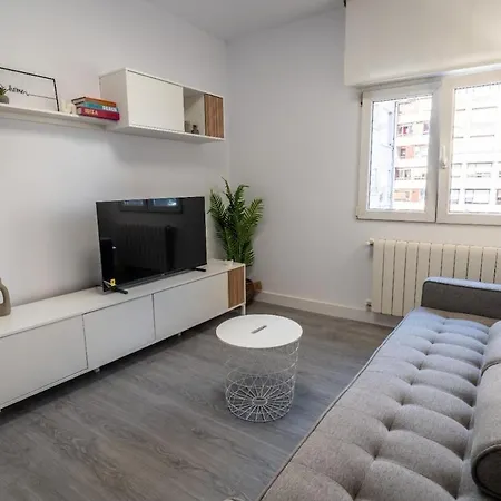 Διαμέρισμα Piso Nuevo Bien Situado Σανταντέρ